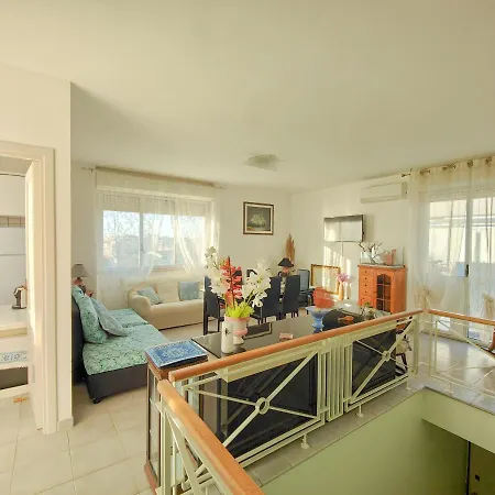 Lucy Penthouse Apartment
