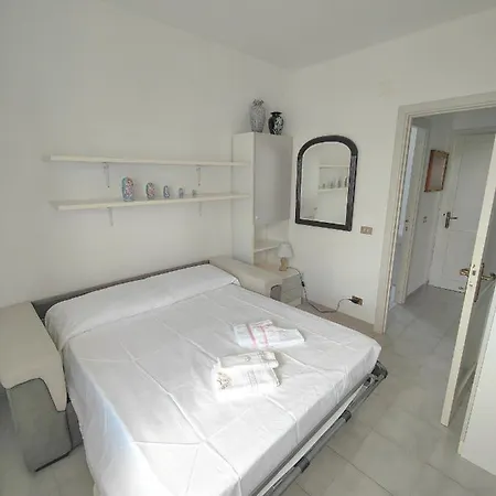 Апартаменты Lucy Penthouse Альгеро